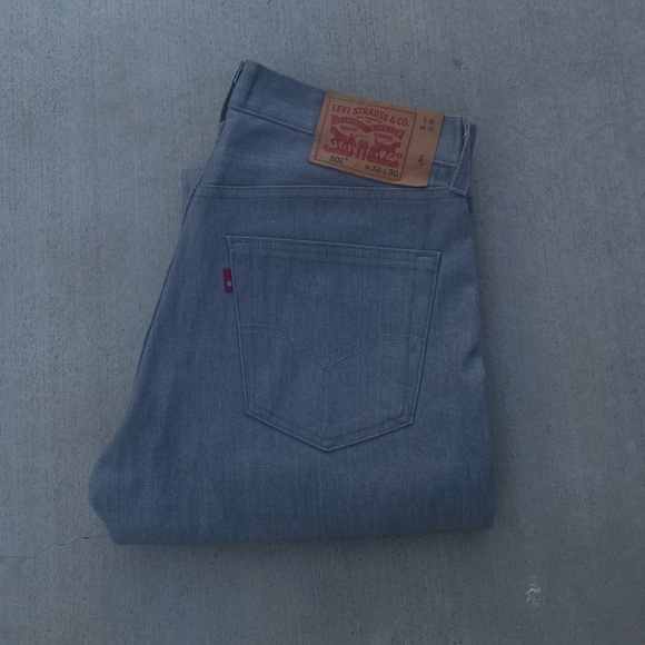 Grey Levi’s 501 - Picture 4 of 5
